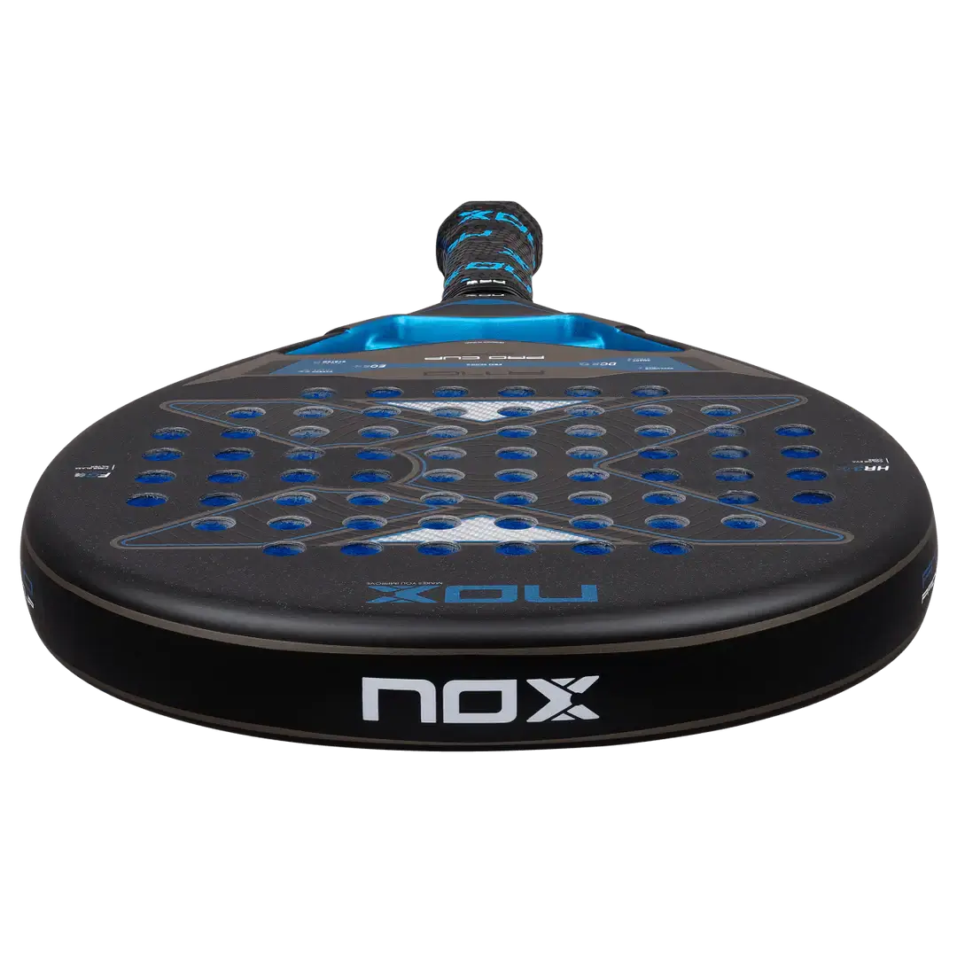 NOX AT10 PRO CUP SOFT BY AGUSTÍN TAPIA paddle, showcasing advanced design and technology features.