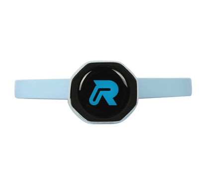 Ronbus Quanta R5.16 paddle featuring a blue strap and black logo, showcasing innovative foam core technology.