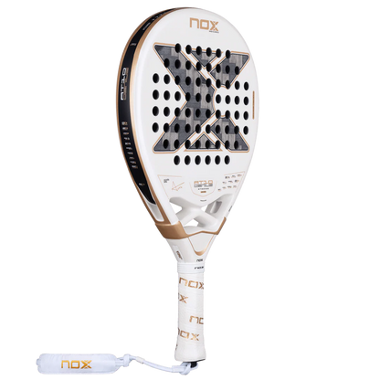 NOX AT10 LUXURY GENIUS 12K ALUM XTREM 2026 BY AGUSTÍN TAPIA paddle with innovative design and features.