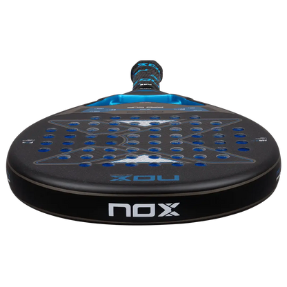 NOX AT10 PRO CUP SOFT BY AGUSTÍN TAPIA paddle, showcasing advanced design and technology features.