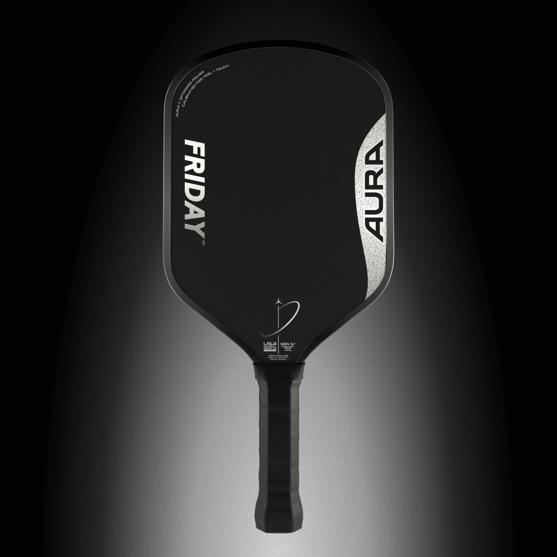 Friday AURA - Hybrid paddle featuring advanced materials and design for optimized power and control.
