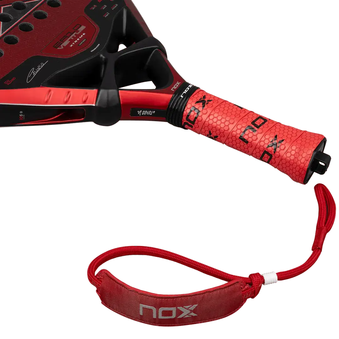 NOX EA10 VENTUS HYBRID 12K XTREM BY EDU ALONSO featuring a red grip and innovative design.