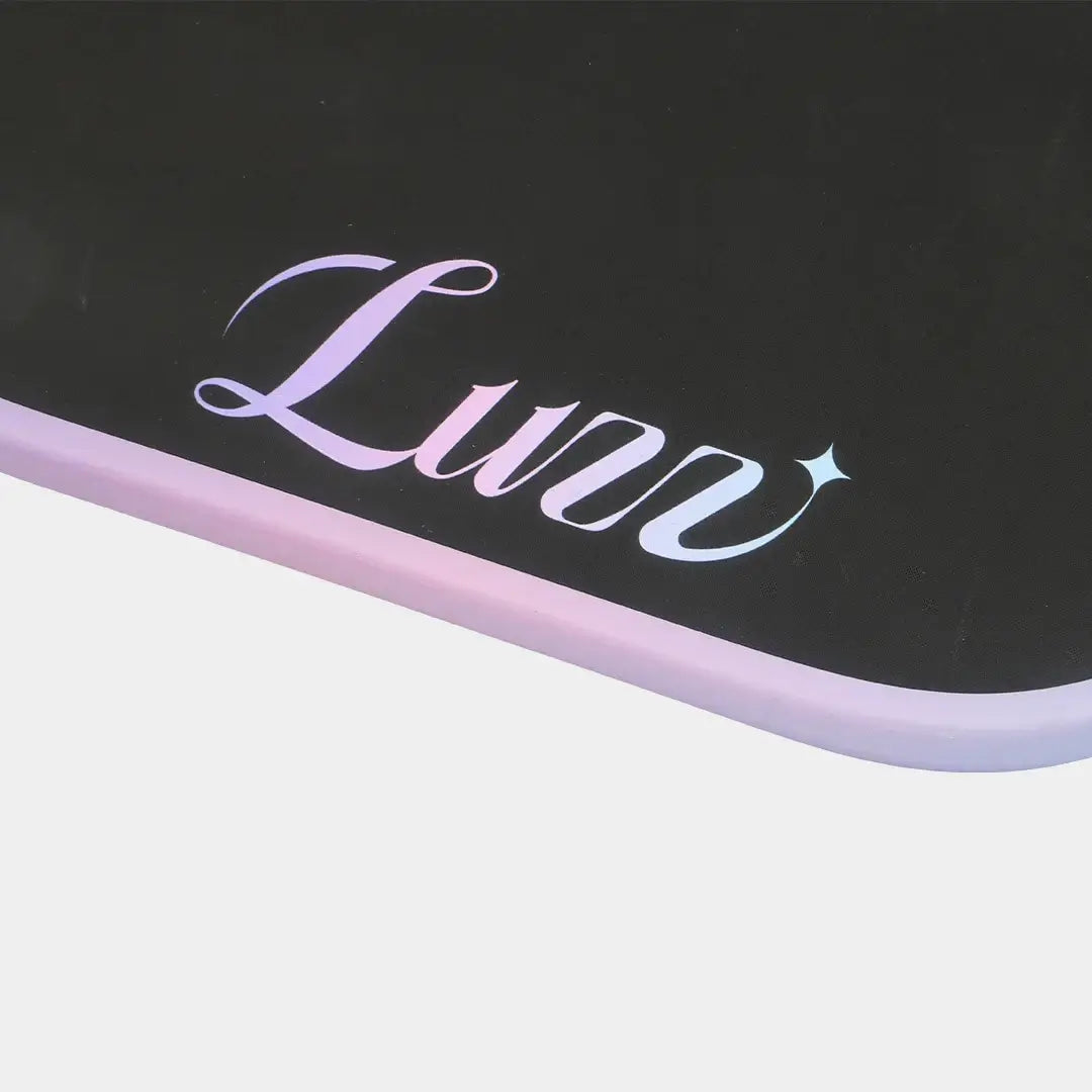 Luzz Pro 4 Tornazo paddle featuring a stylish design with the Lunn logo.