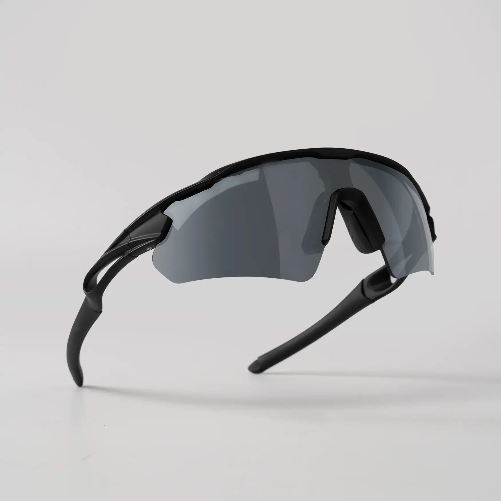 UDRIPPIN NIZO sunglasses with mirror grey contrast lens, sporty design, 3 interchangeable lenses including blue-green high contrast and clear lens.